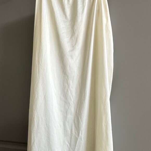 White Slip - Picture 2 of 7